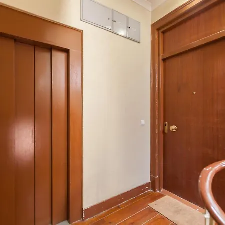 Flh Gulbenkian Fantastic With Balcony Daire Lisboa