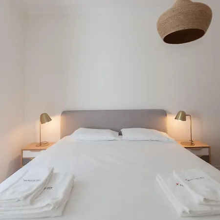 Flh Gulbenkian Fantastic With Balcony *