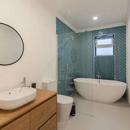 Flh Gulbenkian Fantastic With Balcony *